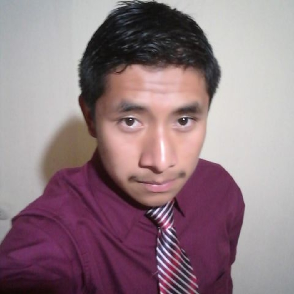 Meet your Posher, Adolfo a.